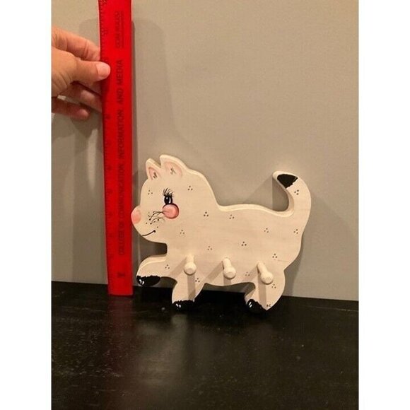 Vintage White Country Kitten / Cat Wooden Coat Rack - Picture 3 of 4